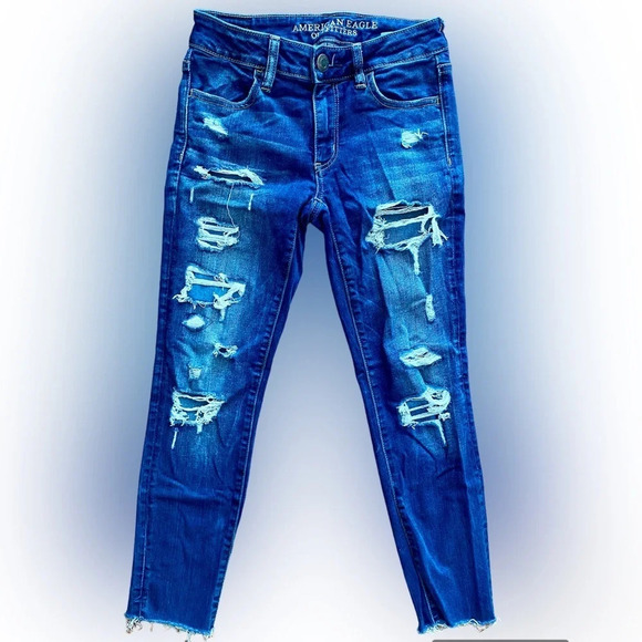 AMERICAN Eagle Dark Wash Jegging Crop Skinny Distressed  Ripped Jeans Size 0 - Picture 2 of 10